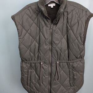 Kensie Charcoal Quilted Vest
